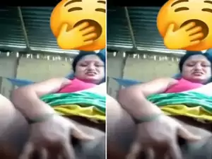 Today Exclusive- Desi Bhabhi Fingering