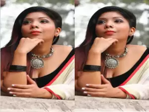 Sexy Desi Mall Shows Her Boobs and Pussy Part 1