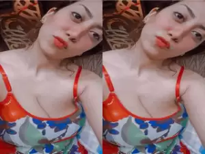 paki Girl Shows her Nude body part 1