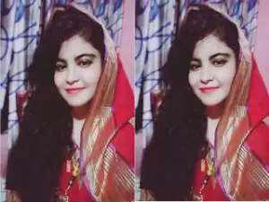 Desi Girl Shows Her Big Boobs Part 1