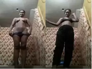 Desi Bhabhi Bathing part 1