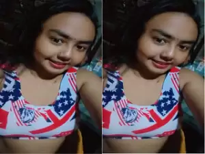 Sexy Desi girl Shows Her Boobs and Pussy part 2