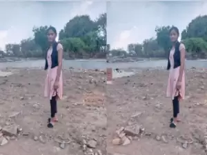 Desi Village  girl Shows Her Boobs and Pussy part 3