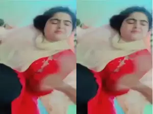Shy Desi Girl Sucking Dick