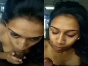Sexy Desi Girl Blowjob