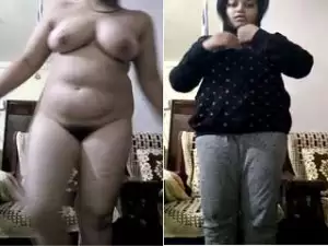 Exclusive- Big Boob Desi Girl Showing Her Nude Body to Lover