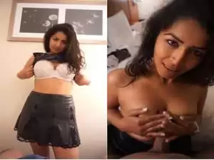 Today Exclusive- Super Sexy NRI Bhabhi Maya Blowjob And Ridding Lover Dick