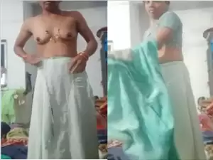 Desi Wife Shows Her Nude Body Part 1