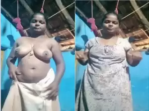 Desi Bhabhi Shows Nude Body