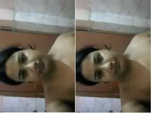 Exclusive- Hot Look Desi Bhabhi Showing her Big Boobs and Pussy Part 2