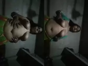 Desi Bhabhi Shows Her Big Boobs