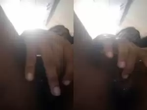 Horny Desi Girl Fingering