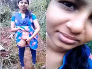 Desi Vlg Girl Fingering