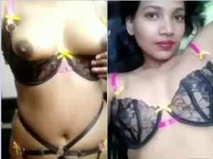 Sexy Desi Girl Shows  Boobs and pussy