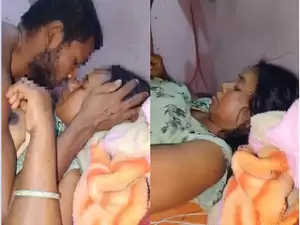 Desi Vlg Wife Kissing and  Fucking