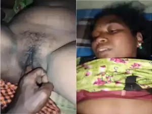 Tamil Wife Pussy Fingering and Fucking
