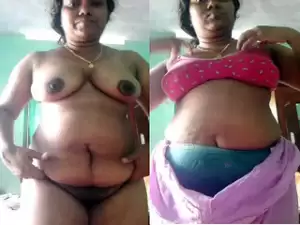 Desi Bhabhi Shows Nude Body