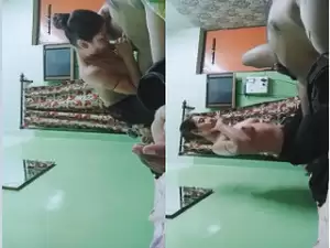 Horny Desi Girl Sucking LOver Dick