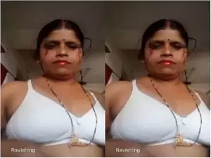 Bhabhi Shows For Lover