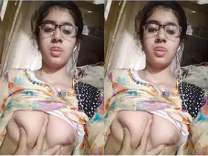 Desi Girl Shows Her Nude Body Part 2