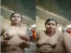 Desi Bhabhi Shows Her Nude Body