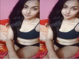 Desi Girl Shows Body and Blowjob Part 1