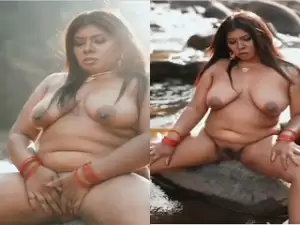 Desi Mallu Bhabhi Shows Nude Body Part 2