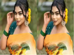 Desi Girl Shows Boobs