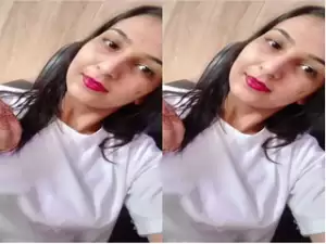 Sexy Desi Girl Sucking Lover Dick