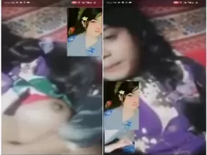 Cute Desi Girl Shows Boobs