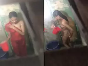 Desi Bhabhi Bathing Capture