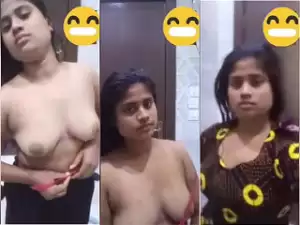 Desi Girl Shows her Boobs
