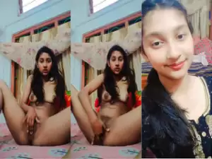 Desi Girl Shows Boobs and Fingering
