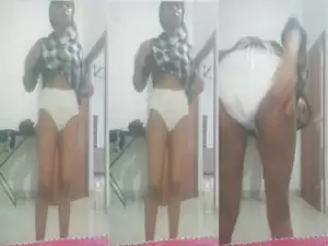 Horny Desi girl Masturbating Part 3