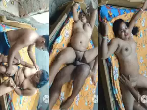 Horny Desi Cpl Romance and Fucking