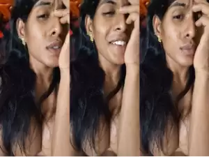 Desi Mallu Girl Shows For Lover