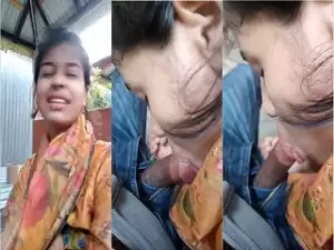 Sexy Desi girl Sucking Dick