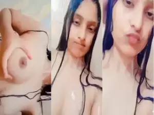 Cute Desi girl bathing