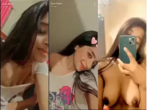 Cute Desi Girl Shows her Boobs