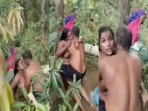 Tamil mature Cpl Out Door Romance Capture