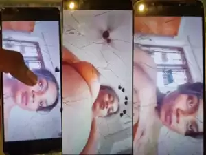 Desi Mallu Girl Shows boobs