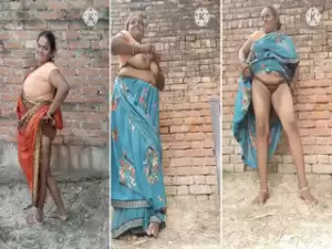Desi Bhabhi Shows Ass and Boobs
