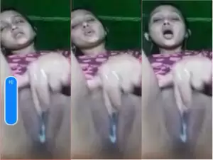 Desi Girl Fingering