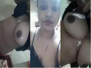 Desi Mallu Shows her Nude Body