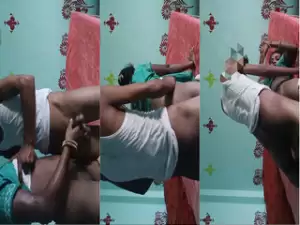 Desi Bhabhi Handjob and Fucked
