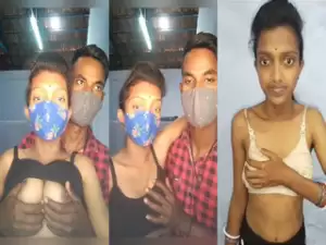 Desi Cam Cpl Romance and Boobs Pressing