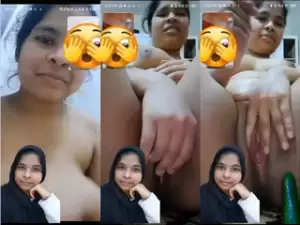 Desi Girl Shows For Lover On VC