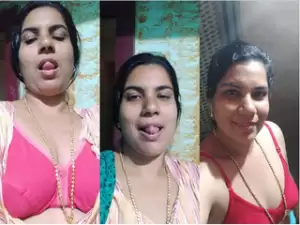 Desi Mallu Bhabhi Bathing Part 2