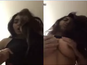 Sexy Nri Girl Play With Her Boobs