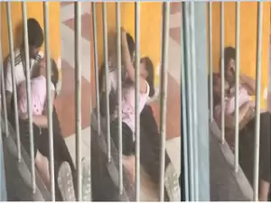Horny Desi Lover Romance Caught